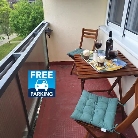 Comfort Budapest - Private Balcony & Free Parking Apartman *
