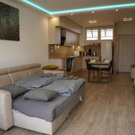 Apartamento Comfort Budapest Apartment, Balcony, Free Parking, Ideal For Longer Stays