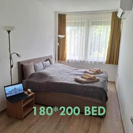 Comfort Budapest Apartment, Balcony, Free Parking, Ideal For Longer Stays * Budapest
