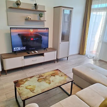 Comfort - Private Balcony & Free Parking - Ac Daire Budapeşte