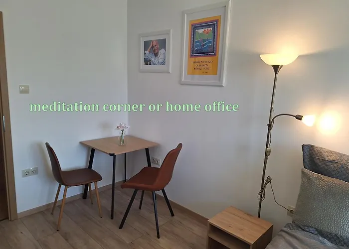 Comfort - Private Balcony - Free Parking