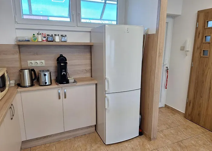 Comfort - Private Balcony - Free Parking Apartament Budapesta