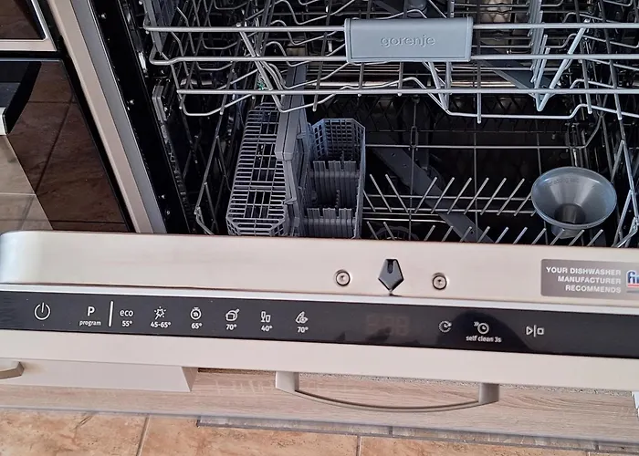 Apartament Comfort Apartment, Balcony, Free Parking, Ideal For Longer
