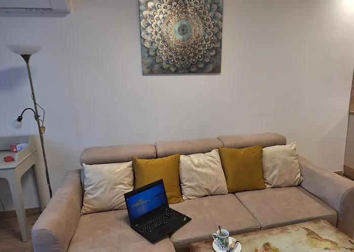 Comfort - Private Balcony - Free Parking * Budapesta